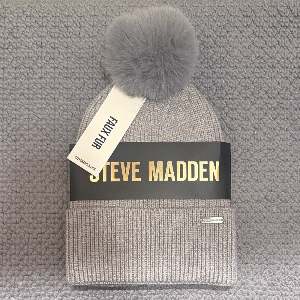 Steve Madden Gray Knit Beanie w/Pom-Pom and black beanie w/o Pom Pom (2 pack)